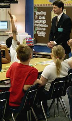  [http://www.house.gov/hensarling/images/classroom.jpg]